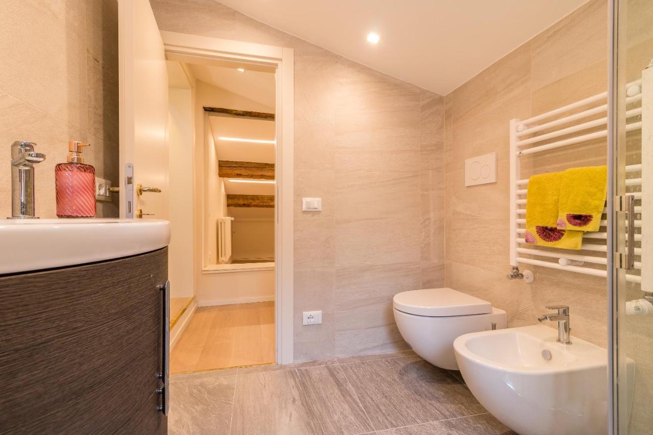 Apartament Doge'S Mirror & Stair @Frari Wenecja Zewnętrze zdjęcie